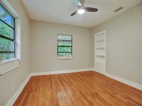 638 Madeira Avenue Coral Gables FL 33134