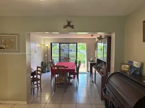 9301 SW 16th Street Miami FL 33165