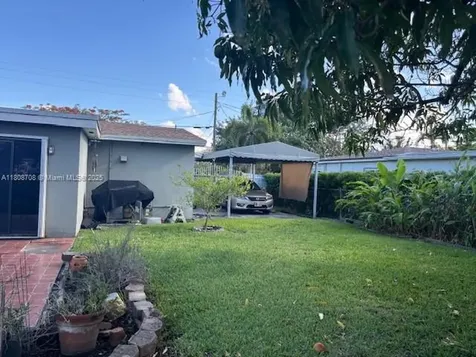9301 SW 16th Street Miami FL 33165