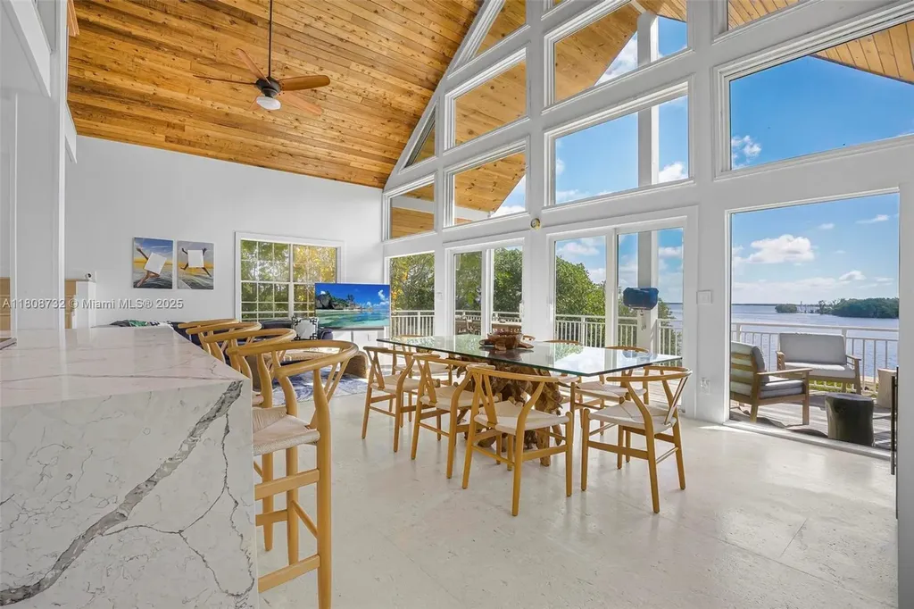 41 Mutiny Place Key Largo FL 33037