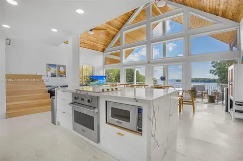 41 Mutiny Place Key Largo FL 33037