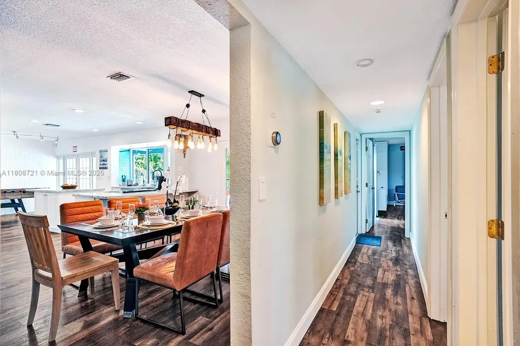 1245 Wiley Street Hollywood FL 33019