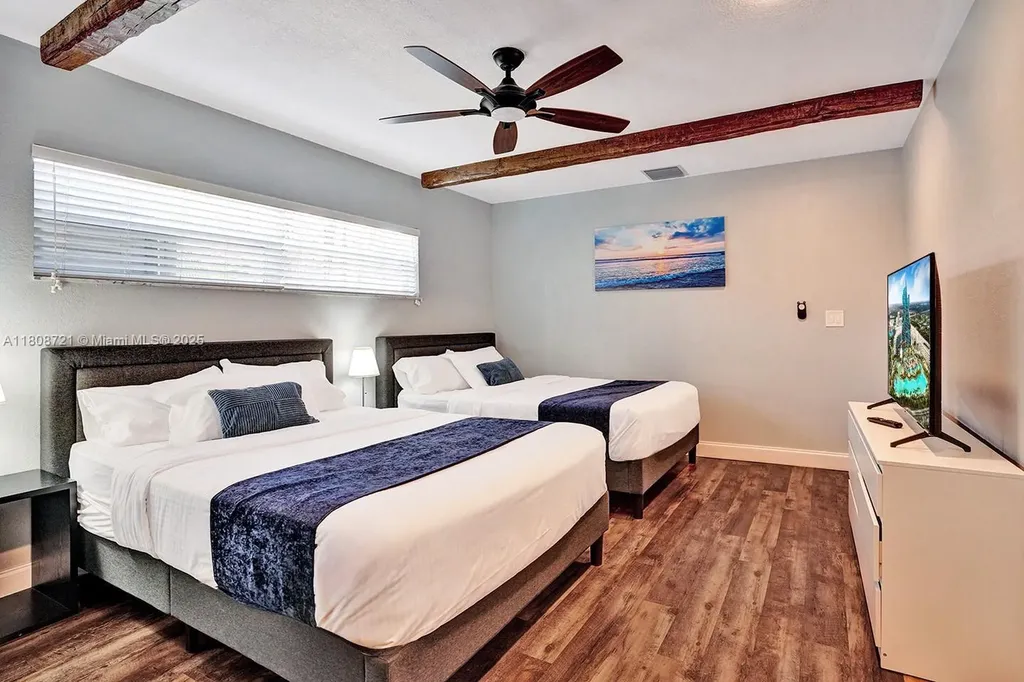 1245 Wiley Street Hollywood FL 33019