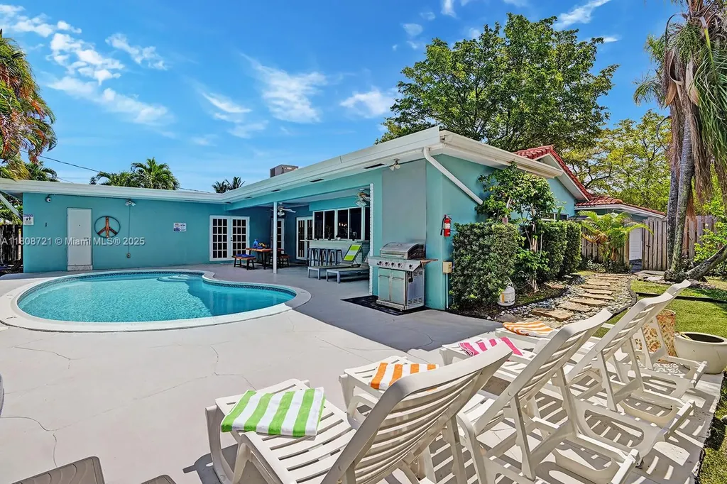 1245 Wiley Street Hollywood FL 33019