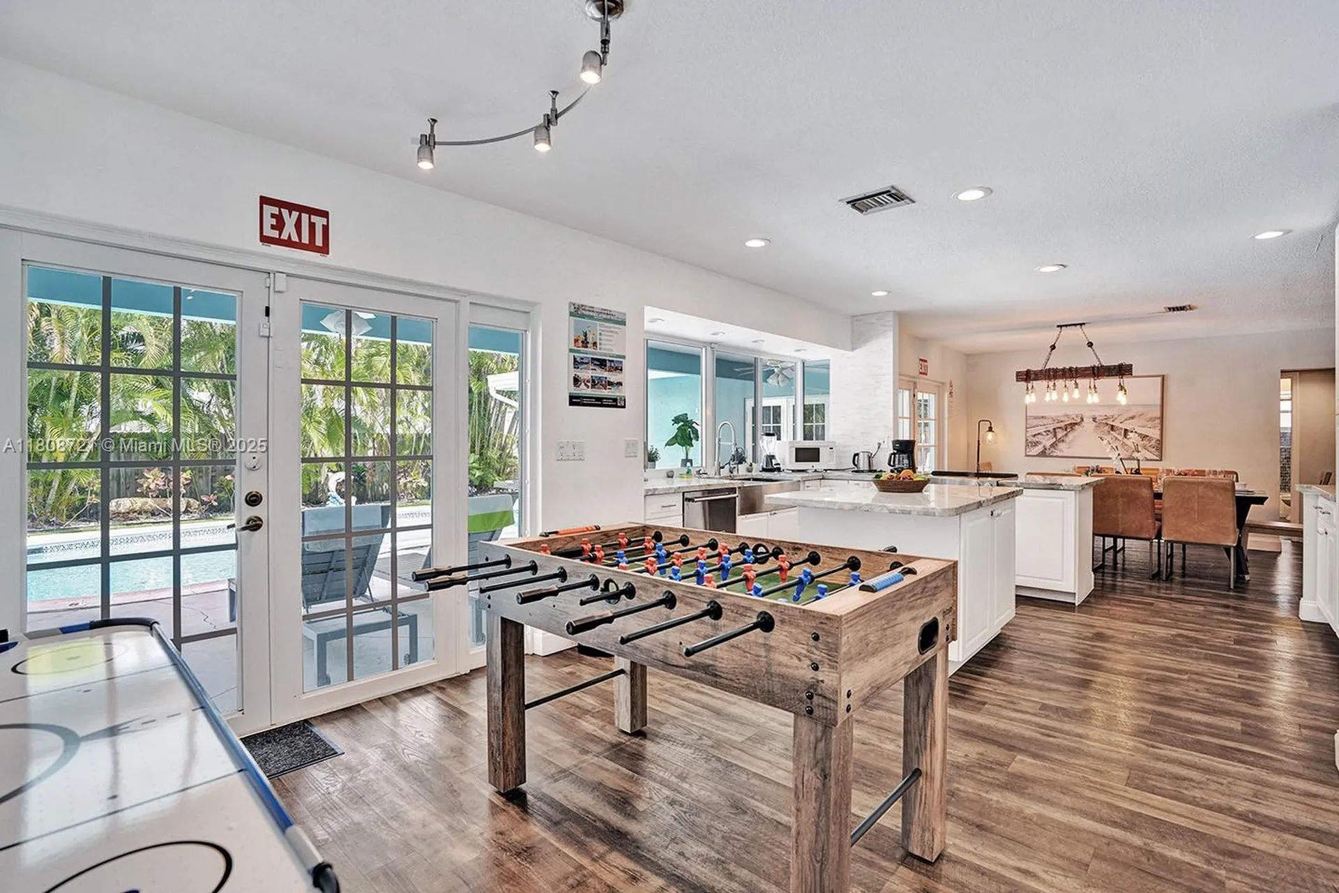 1245 Wiley Street Hollywood FL 33019