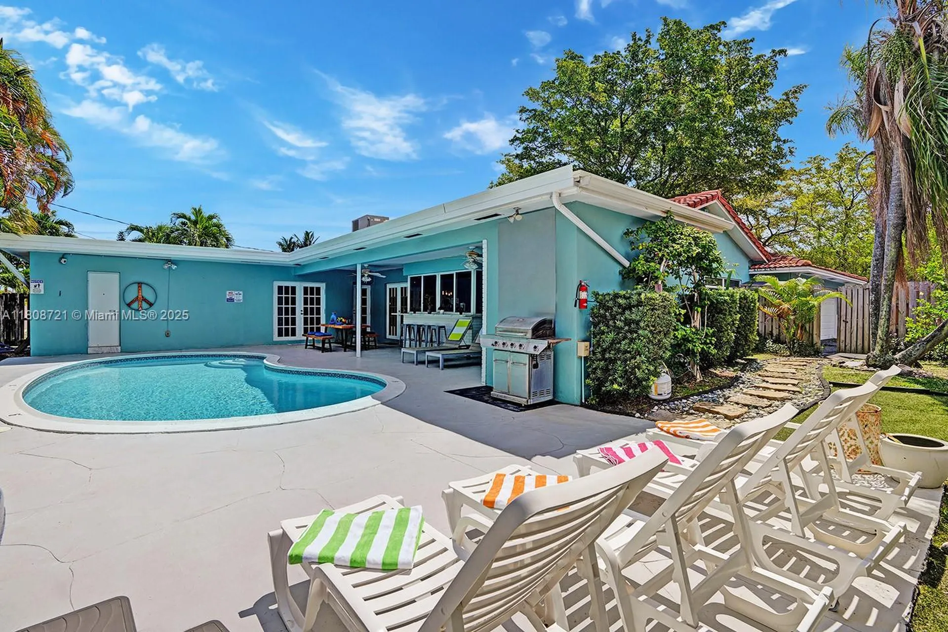 1245 Wiley Street Hollywood FL 33019