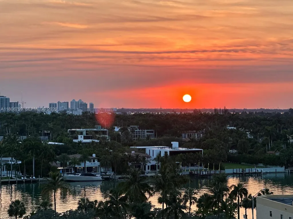 6423 Collins Avenue Miami Beach FL 33141