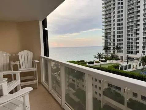 6423 Collins Avenue Miami Beach FL 33141