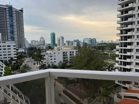 6423 Collins Avenue Miami Beach FL 33141