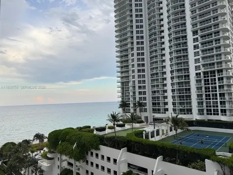 6423 Collins Avenue Miami Beach FL 33141