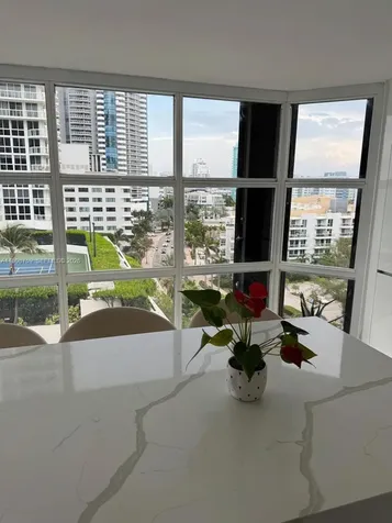 6423 Collins Avenue Miami Beach FL 33141