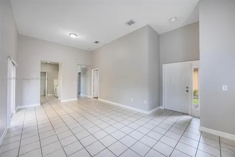 1005 NE 41st Avenue Homestead FL 33033