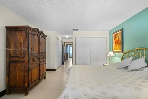 1114 SW 136th Place Miami FL 33184