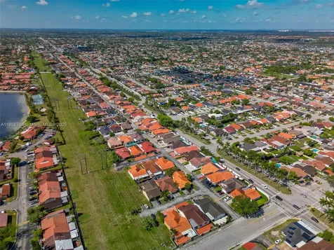 1114 SW 136th Place Miami FL 33184
