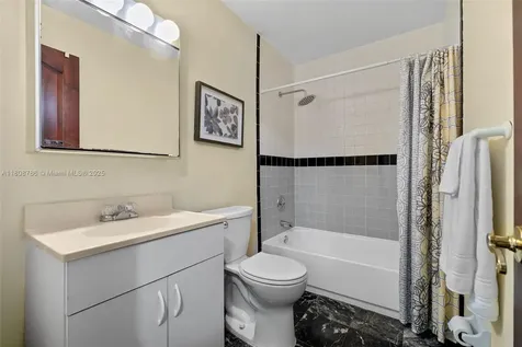 1114 SW 136th Place Miami FL 33184