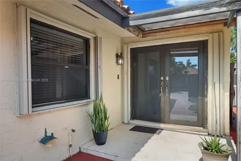 1114 SW 136th Place Miami FL 33184