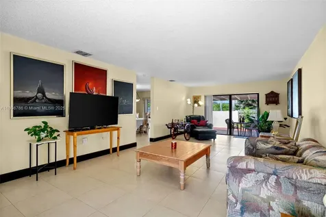 1114 SW 136th Place Miami FL 33184