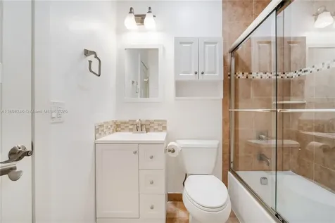 10760 Hickory Avenue Pembroke Pines FL 33026