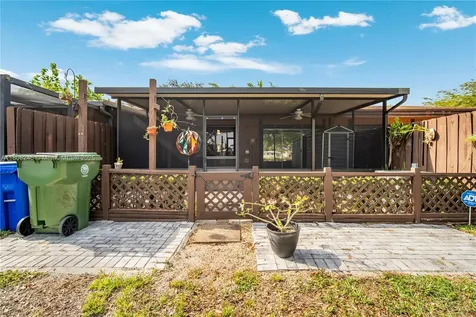10760 Hickory Avenue Pembroke Pines FL 33026