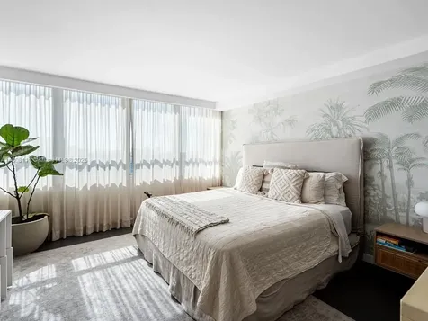 11 Island Avenue Miami Beach FL 33139
