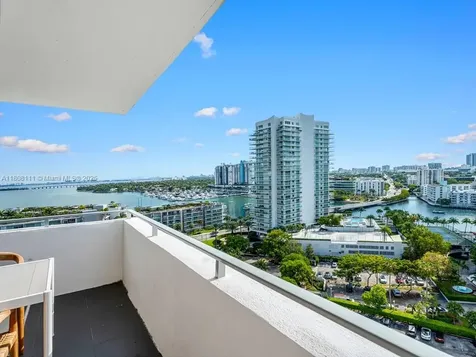 11 Island Avenue Miami Beach FL 33139