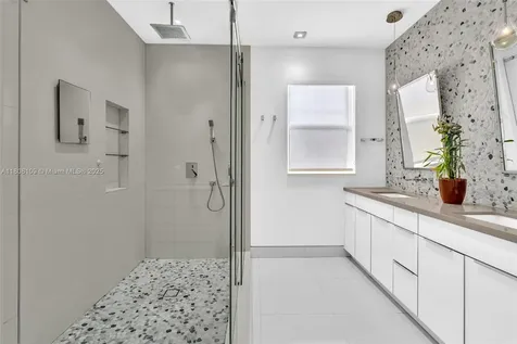 4362 NW 112th Court Doral FL 33178