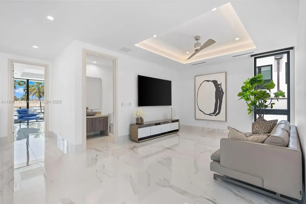 2519 Lucille Drive Fort Lauderdale FL 33316