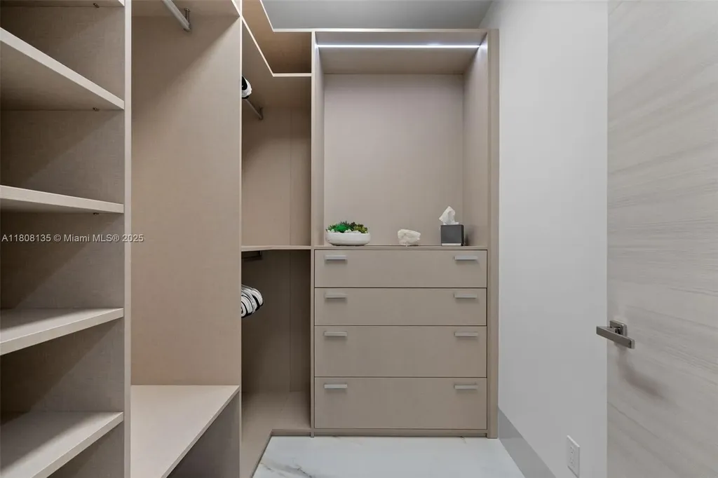 2519 Lucille Drive Fort Lauderdale FL 33316