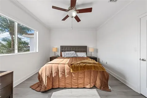 925 SW 147th Court Miami FL 33194