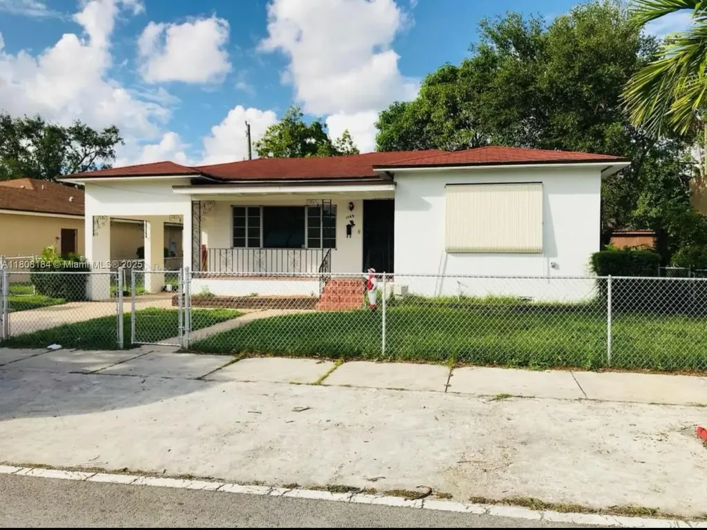 1745 NW 47th Street Miami FL 33142