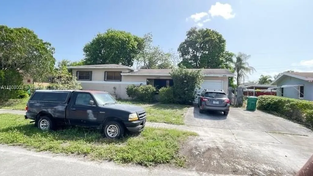 18900 NW 11th Avenue Miami Gardens FL 33169