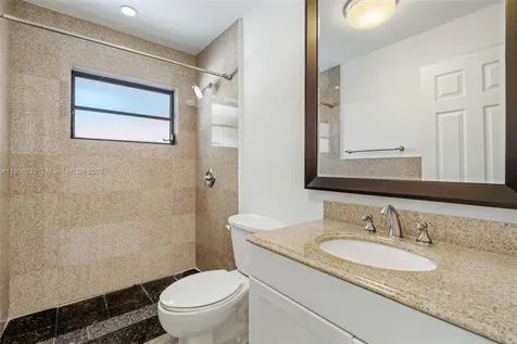 8118 Los Pinos Boulevard Coral Gables FL 33143