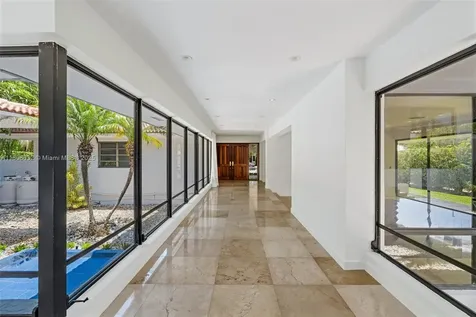 8118 Los Pinos Boulevard Coral Gables FL 33143