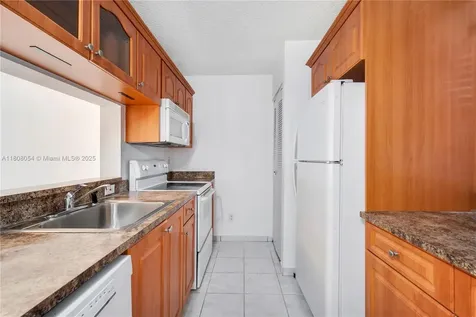 11604 NW 11th Street Pembroke Pines FL 33026