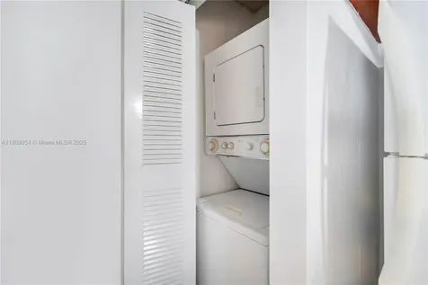 11604 NW 11th Street Pembroke Pines FL 33026