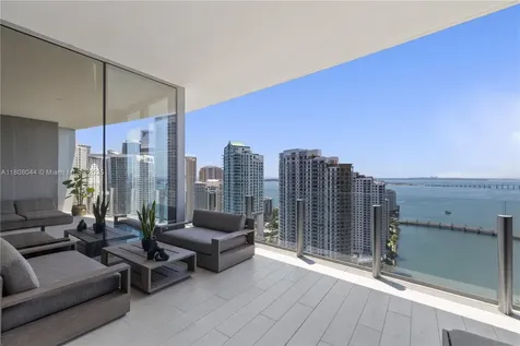 300 Biscayne Blvd Way Miami FL 33131