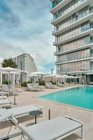 300 Biscayne Blvd Way Miami FL 33131