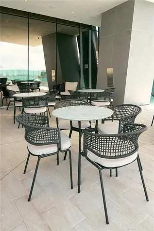 300 Biscayne Blvd Way Miami FL 33131