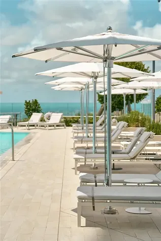 300 Biscayne Blvd Way Miami FL 33131