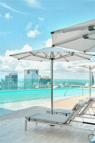 300 Biscayne Blvd Way Miami FL 33131