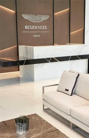 300 Biscayne Blvd Way Miami FL 33131