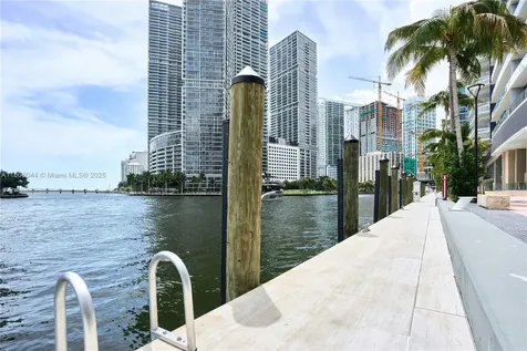 300 Biscayne Blvd Way Miami FL 33131
