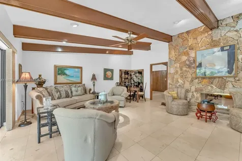 5990 SW 135th Terrace Pinecrest FL 33156