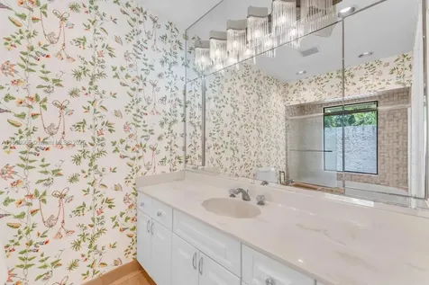 5990 SW 135th Terrace Pinecrest FL 33156