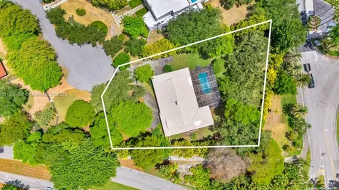 5990 SW 135th Terrace Pinecrest FL 33156