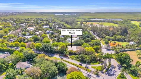 5990 SW 135th Terrace Pinecrest FL 33156