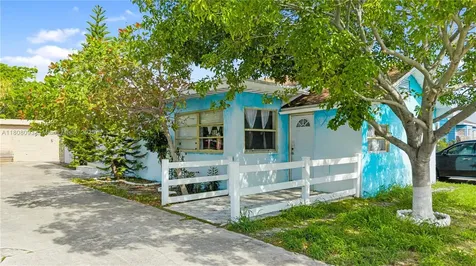 1007 N E Street Lake Worth FL 33460