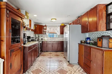 1007 N E Street Lake Worth FL 33460