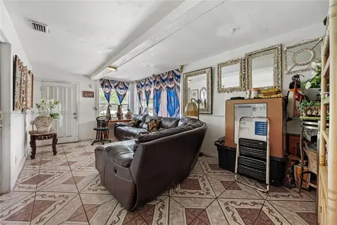 1007 N E Street Lake Worth FL 33460