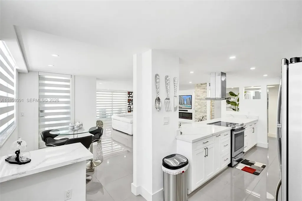 2751 S Ocean Drive Hollywood FL 33019